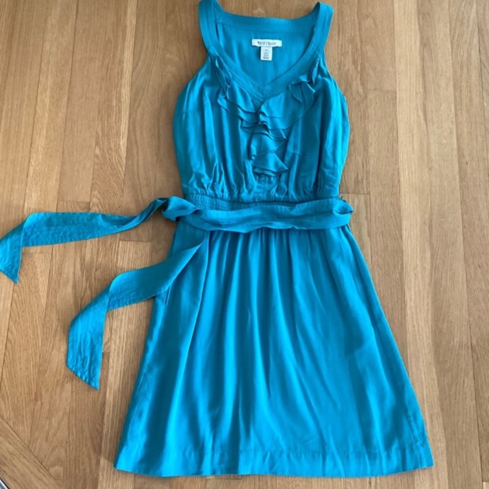 White House Black Market Fully Lined Belted Sleeveless Dress